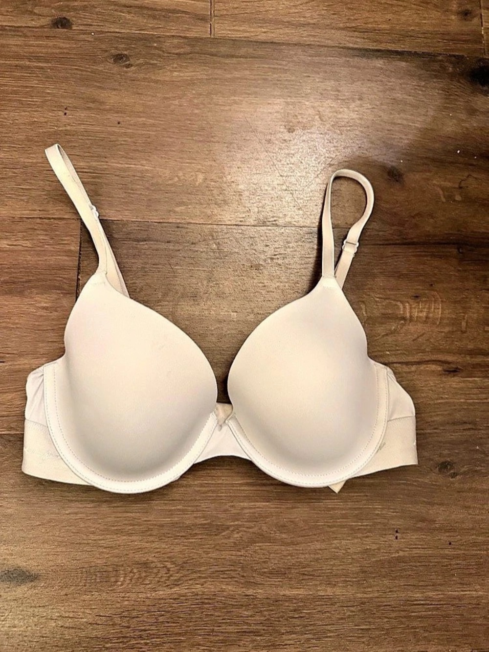 Victoria's Secret PINK & White Underwire Bra